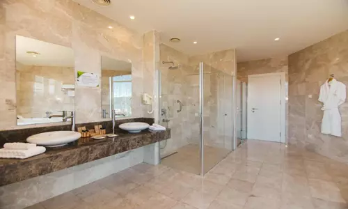 جی آر دبلیو ولموند باتومی جی آر دبلیو ولموند باتومی